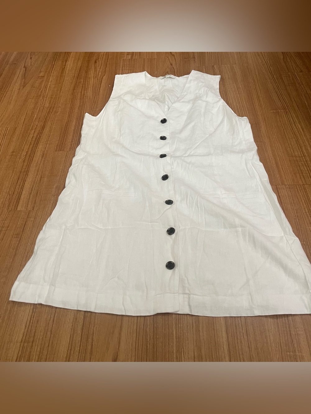 Banana Republic White Linen-Blend Top